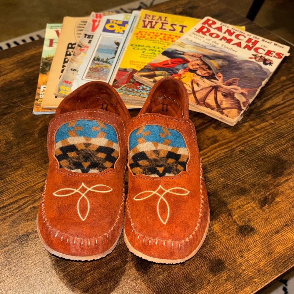 Genuine leather Pendleton style moccasins